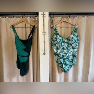 2 for 1 like new Lands End One Pieces- 22W